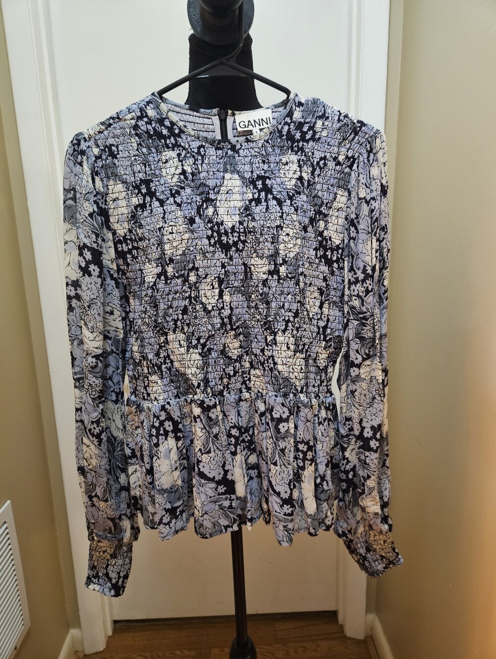 Ganni Elm Printed Georgette Peplum Top Size 38/6